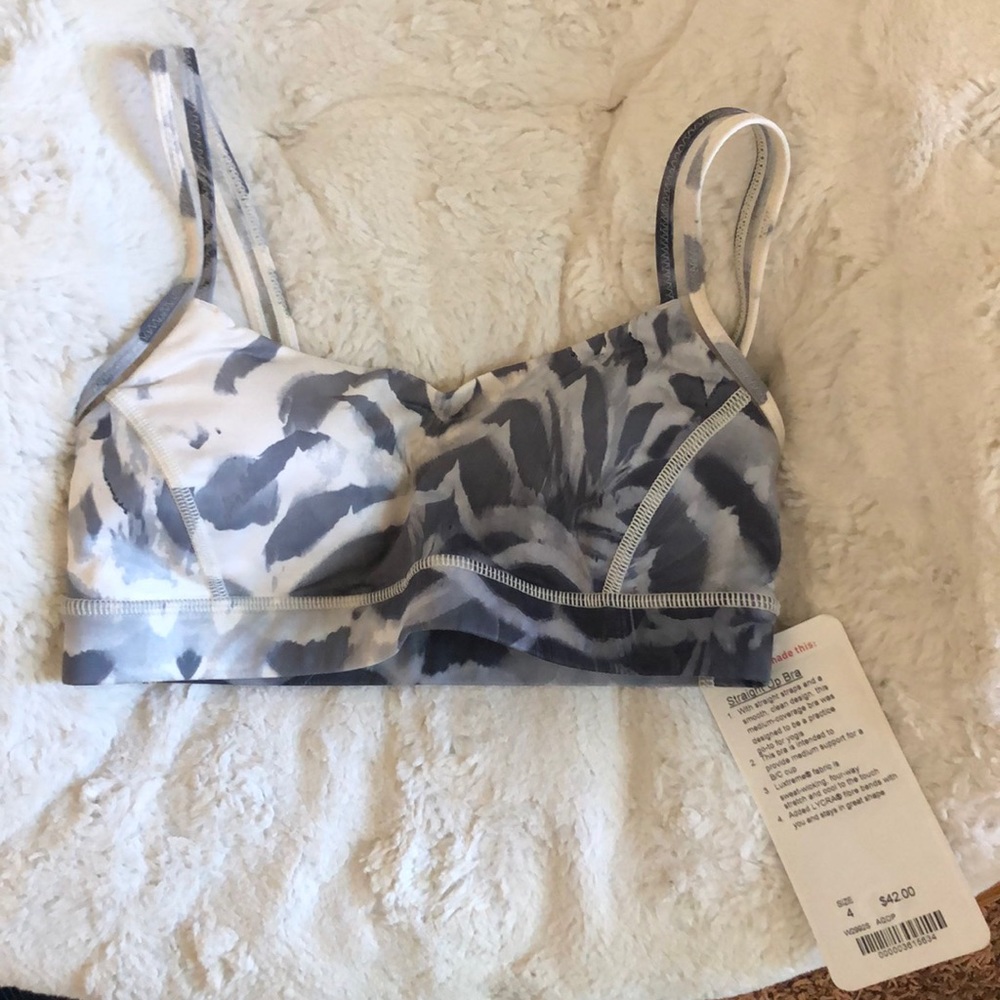 Lulu lemon sports bra